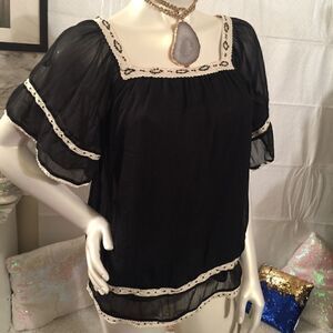 NWOT! New Look double layers vintage style Top